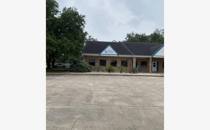 Pictures of Office property located at 310 Farm to Market 517 Rd W, Dickinson, TX 77539 for sales - image #1
