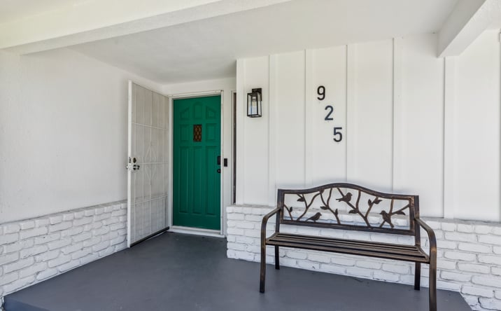 Pictures of Multifamily property located at 925 S Purdue Ave, Fresno, CA 93727 for sales - image #1
