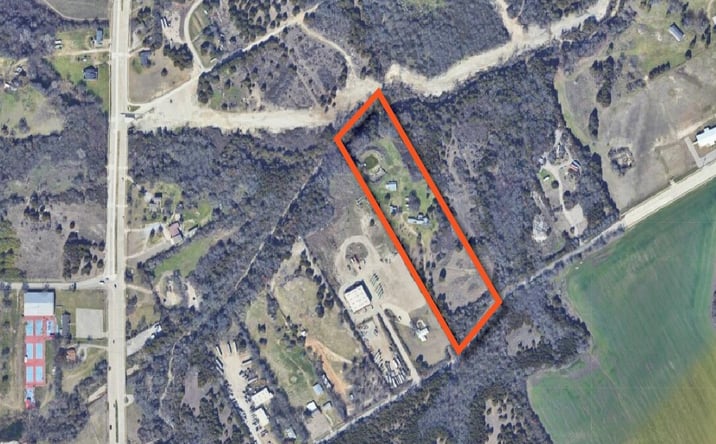 Pictures of Land property located at 1519 E Wheatland Rd, Lancaster, TX 75134 for sales - image #1