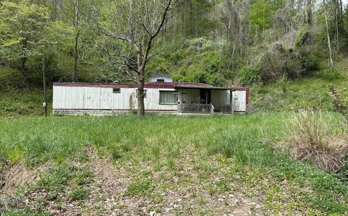 Pictures of Land property located at 950 Green Branch Rd., Sandy Hook, KY 41171 for sales - image #1