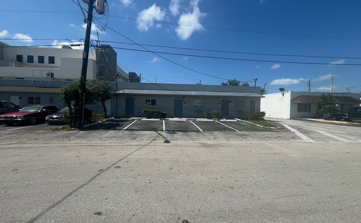 Pictures of Industrial property located at 2646 Northwest 4th Street, Fort Lauderdale, FL 33311 for sales - image #1
