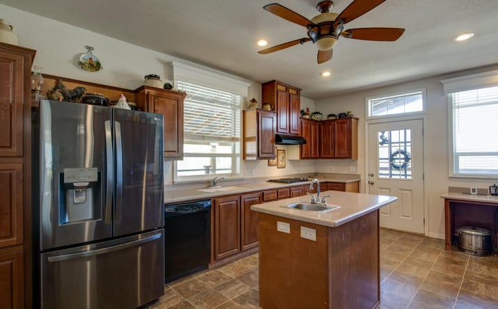 Pictures of Land property located at 17997 Del Puerto Canyon Rd, Patterson, CA 95363 for sales - image #1