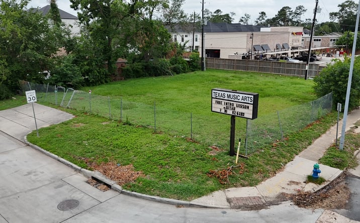 Pictures of Land property located at 7825 Janak Dr, Houston, TX 77055 for sales - image #1