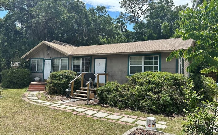 Pictures of Multifamily property located at 919 NW 23rd Avenue, Gainesville, FL 32609 for sales - image #1