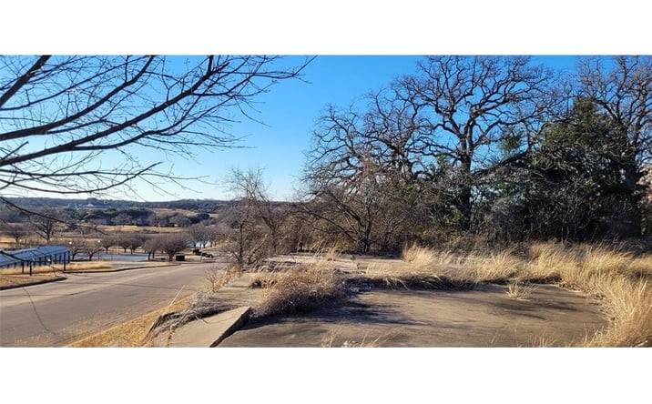 Pictures of Land property located at 397 Clubhouse Dr, Burleson, TX 76058 for sales - image #1