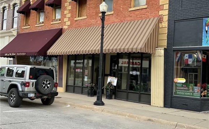 Pictures of Office property located at 110 E. Main Street, Chanute, KS 66720 for sales - image #1
