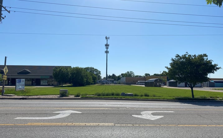 Pictures of Land property located at 1806 S Philo Rd, Urbana, IL 61802 for sales - image #1
