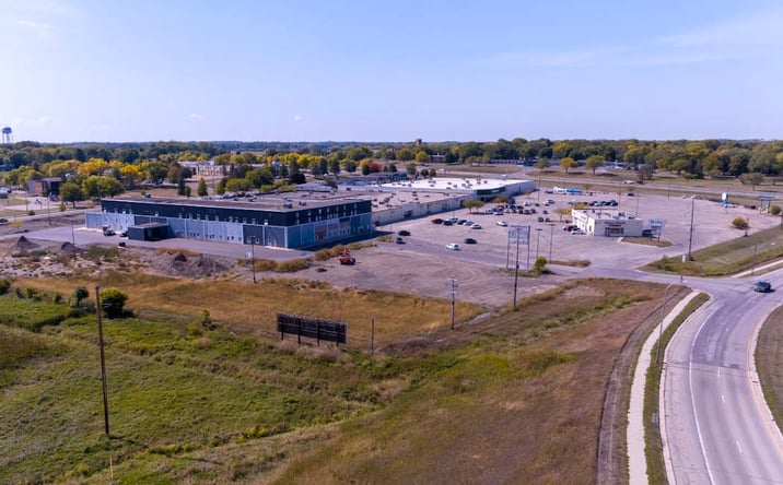 Pictures of Land property located at 1619 Main Street West, Albert Lea, MN 56007 for sales - image #1