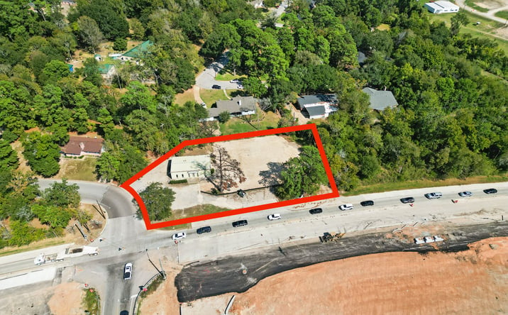 Pictures of Industrial, Land, Retail property located at 404 I-45, Huntsville, TX 77340 for sales - image #1