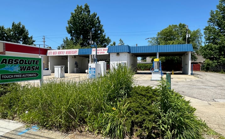 Pictures of Special Purpose property located at 29007 Lakeshore Blvd, Willowick, OH 44095 for sales - image #1