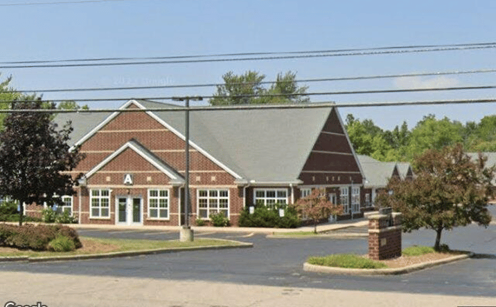 Pictures of Office property located at 2181 E Aurora Rd, Twinsburg, OH 44087 for sales - image #1
