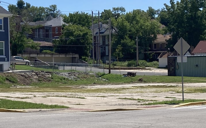 Pictures of Land property located at 501 E McCarty St, Jefferson City, MO 65101 for sales - image #1