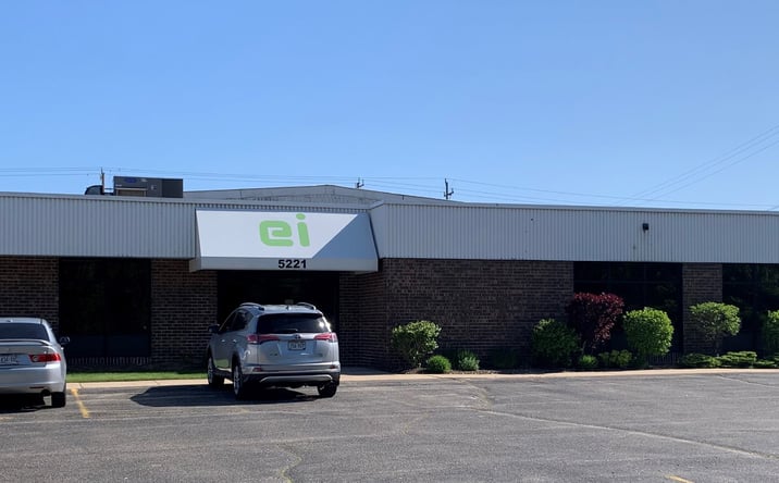 Pictures of Retail, Office, Industrial property located at 5221 W Beaver Creek Pkwy, Brown Deer, WI 53223 for sales - image #1