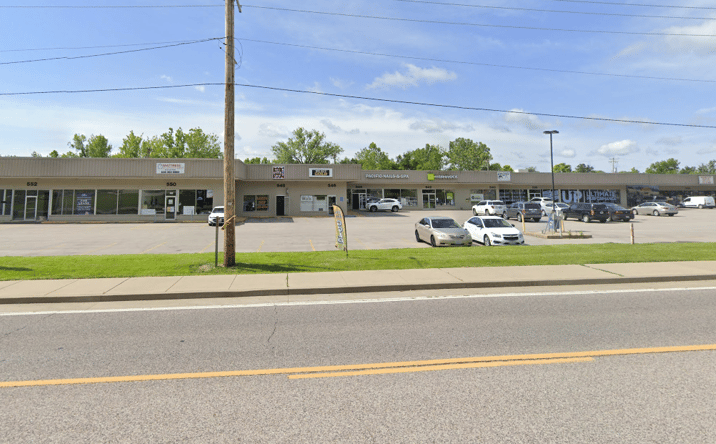 Pictures of Retail property located at 522 E Osage St, Pacific, MO 63069 for sales - image #1