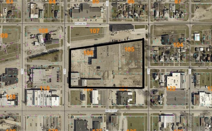 Pictures of Land property located at 120 N 14th St, Mattoon, IL 61938 for sales - image #1