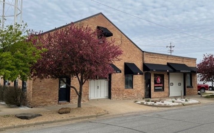 Pictures of Office, Industrial property located at 514 N Santa Fe Ave, Salina, KS 67401 for sales - image #1