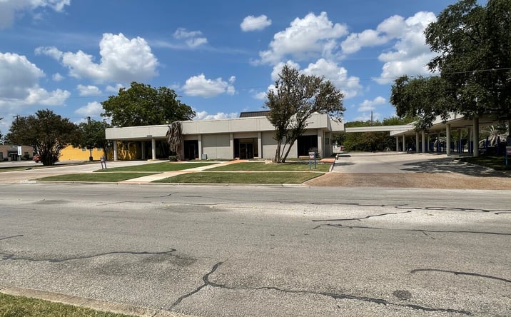 Pictures of Retail property located at 519 E Highland Blvd, San Antonio, TX 78210 for sales - image #1