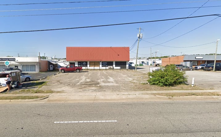 Pictures of Retail property located at 3000 Fort Bragg Rd, Fayetteville, NC 28303 for sales - image #1