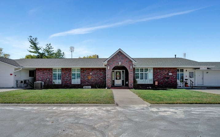 Pictures of Land property located at 1223 Q st, Auburn, NE 68305 for sales - image #1