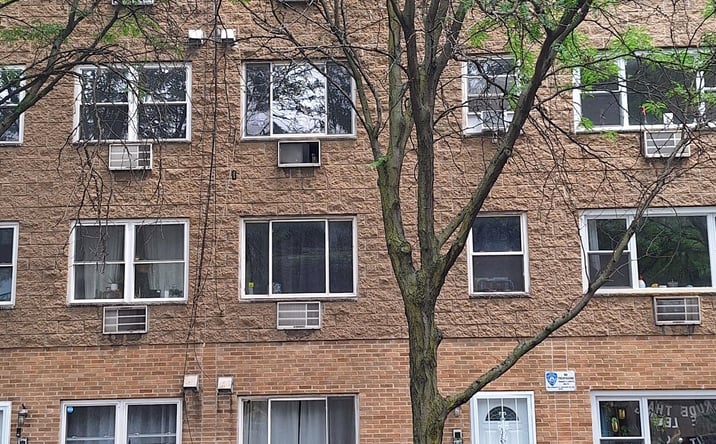 Pictures of Multifamily property located at 187 Woodpoint Road, Brooklyn, NY 11211 for sales - image #1