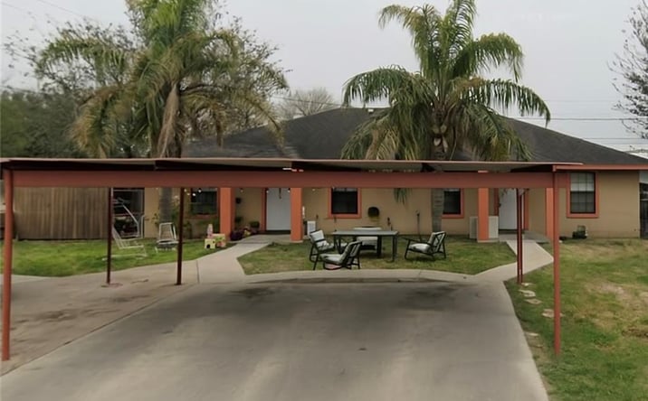 Pictures of Multifamily property located at 220 N Waxahachie Street, Mission, TX 78573 for sales - image #1