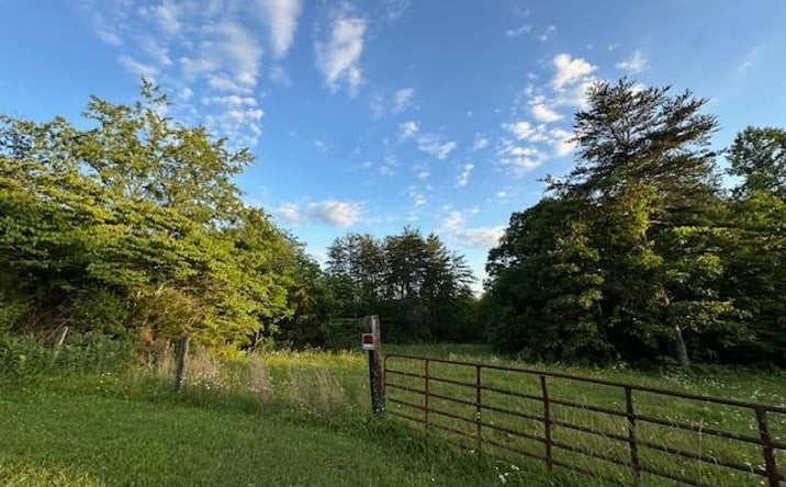 image of property at 610 MATTHEW LN Grayson KY 41143-7216