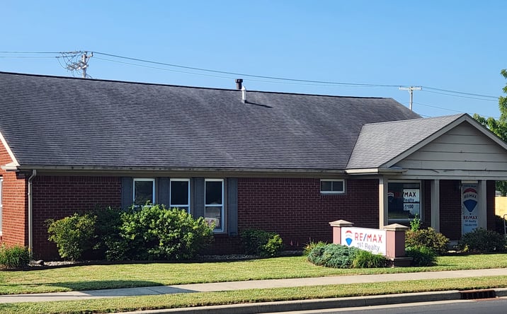 Pictures of Office, Retail, Special Purpose property located at 1209 E Morgan St, Martinsville, IN 46151 for sales - image #1