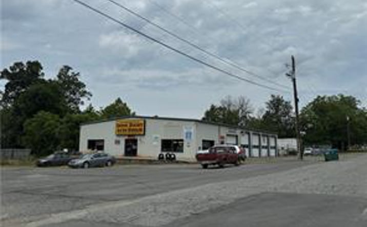 Pictures of Retail, Business for Sale property located at 61 E Peacock Ave, Denton, NC 27239 for sales - image #1