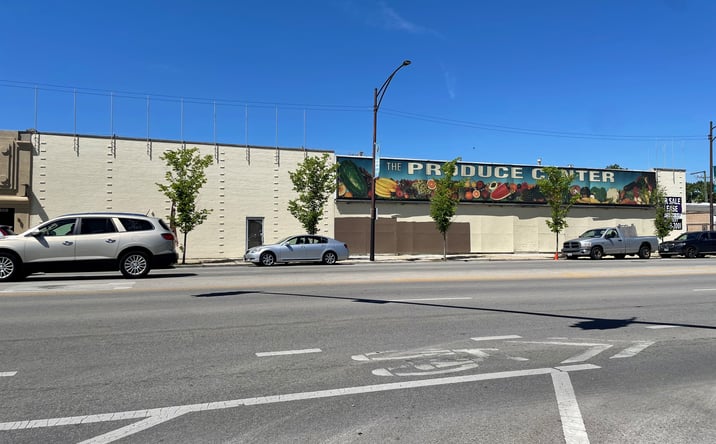 Pictures of Retail property located at 5820 N Milwaukee Ave, Chicago, IL 60646 for sales - image #1