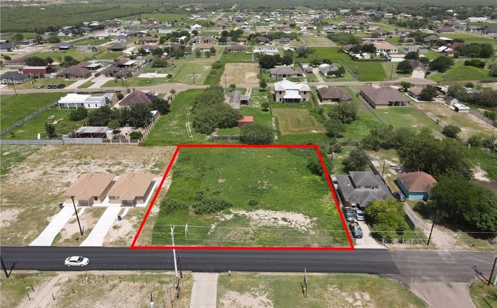 Pictures of Land property located at 416 N El Pinto Road, Sullivan City, TX 78595 for sales - image #1