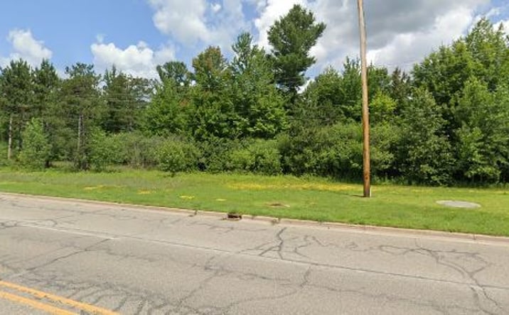 Pictures of Land property located at 5200 N. Saginaw, Midland, MI 48640 for sales - image #1
