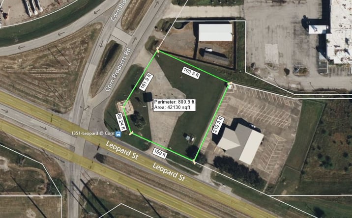 Pictures of Land property located at 6058 Leopard St, Corpus Christi, TX 78409 for sales - image #1
