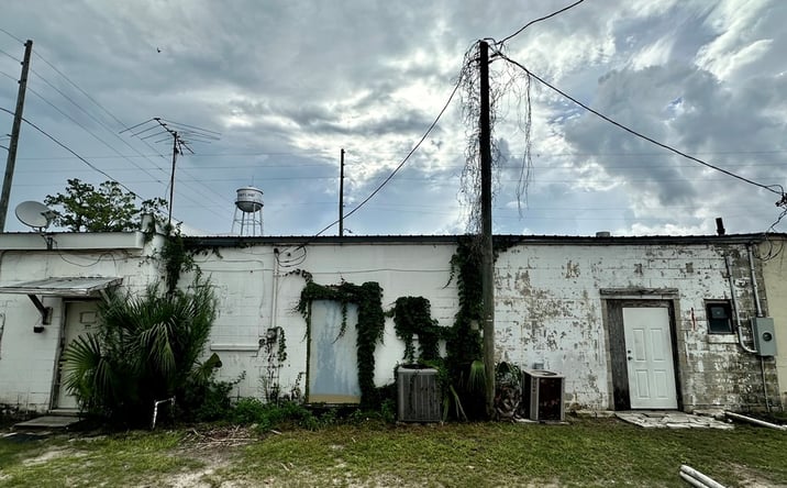 Pictures of Retail, Special Purpose, Office property located at 4 Main St, Chiefland, FL 32626 for sales - image #1