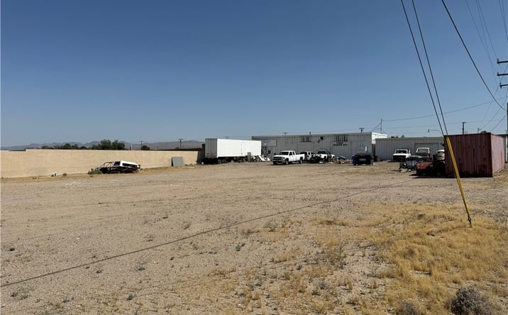 Pictures of Industrial property located at 1560 State Street, Barstow, CA 92311 for sales - image #1