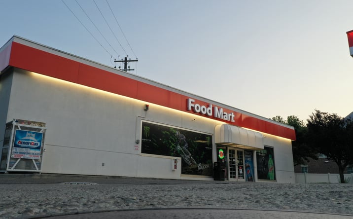 Pictures of Retail property located at 2995 Fort Union Blvd, Cottonwood Heights, UT 84121 for sales - image #1