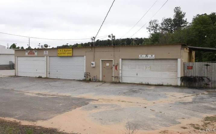 image of property at 2681 LOGANVILLE HWY Grayson GA 30017-1614