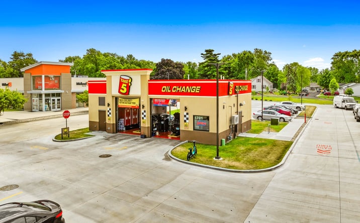Pictures of Retail property located at 1701 West Springfield Avenue, Champaign, IL 61821 for sales - image #1