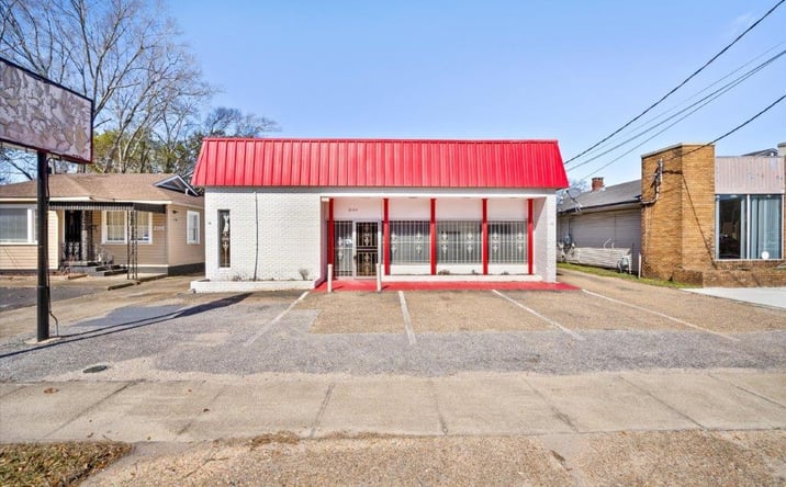 Pictures of Office property located at 2104 Government St, Mobile, AL 36606 for sales - image #1