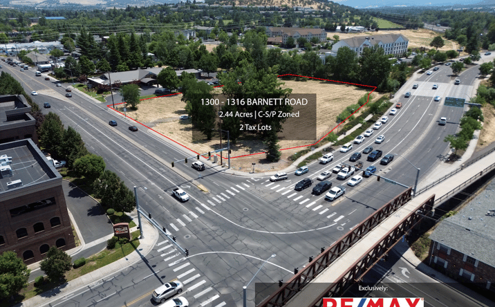 Pictures of Land property located at 1300 E Barnett Rd, Medford, OR 97504 for sales - image #1