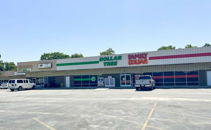 Pictures of Retail property located at 652 North Main Street, Pearson, GA 31642 for sales - image #1