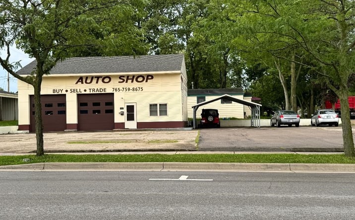 Pictures of Retail property located at 9513 W Smith St, Yorktown, IN 47396 for sales - image #1