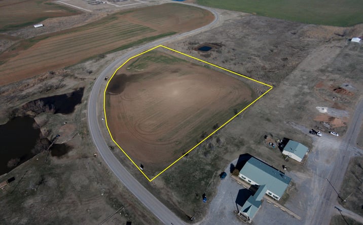 Pictures of Land property located at Piute & Main St, Geronimo, OK 73543 for sales - image #1