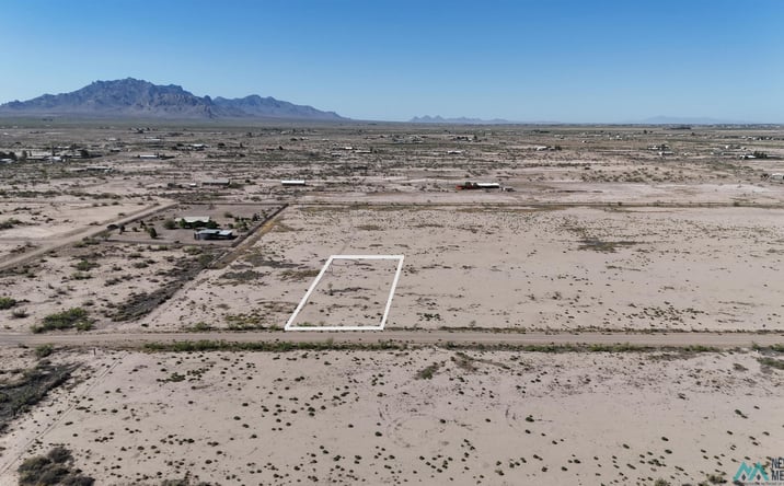 Pictures of Land property located at TBD Angus Rd Se Block 4 Lot 9 Road, Deming, NM 88030 for sales - image #1