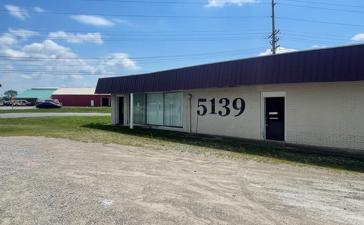 image of property at 5139 OLD BOONVILLE HWY Evansville IN 47715-2122