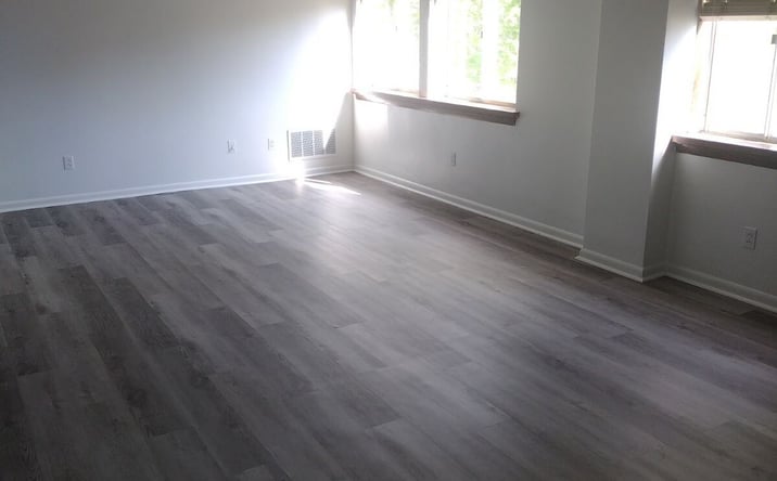 Pictures of Multifamily property located at 210 5th Ave, Elizabeth, PA 15037 for sales - image #1
