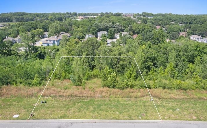 Pictures of Land property located at 112 E 122 Street, Kansas City, MO 64146 for sales - image #1