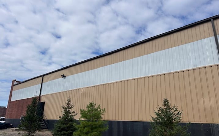 Pictures of Industrial property located at 1805 James P Cole Blvd, Flint, MI 48503 for sales - image #1