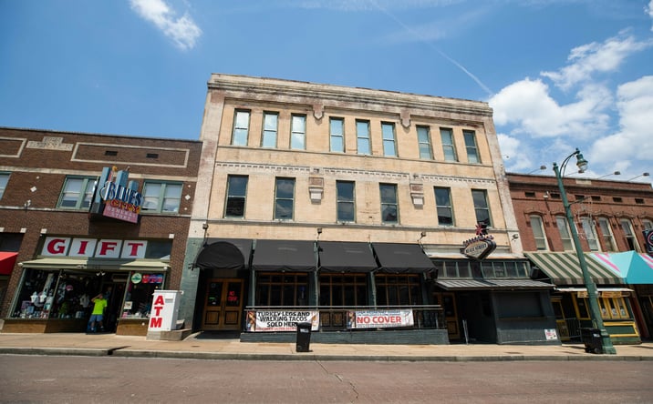 Pictures of Retail property located at 152 Beale St, Memphis, TN 38103 for sales - image #1