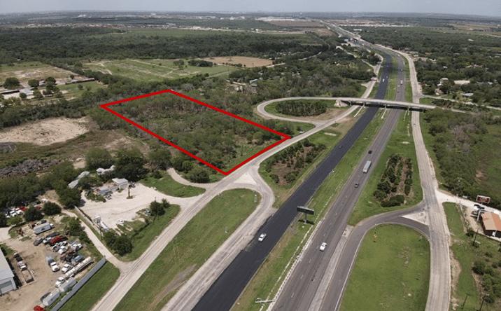 Pictures of Land property located at 13901 Interstate 35 Access Rd, Von Ormy, TX 78073 for sales - image #1