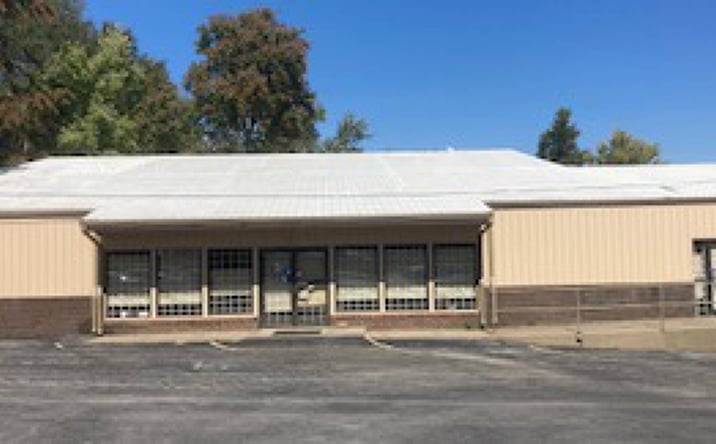 Pictures of Industrial, Retail, Special Purpose property located at 403 Henton St, Livermore, KY 42352 for sales - image #1